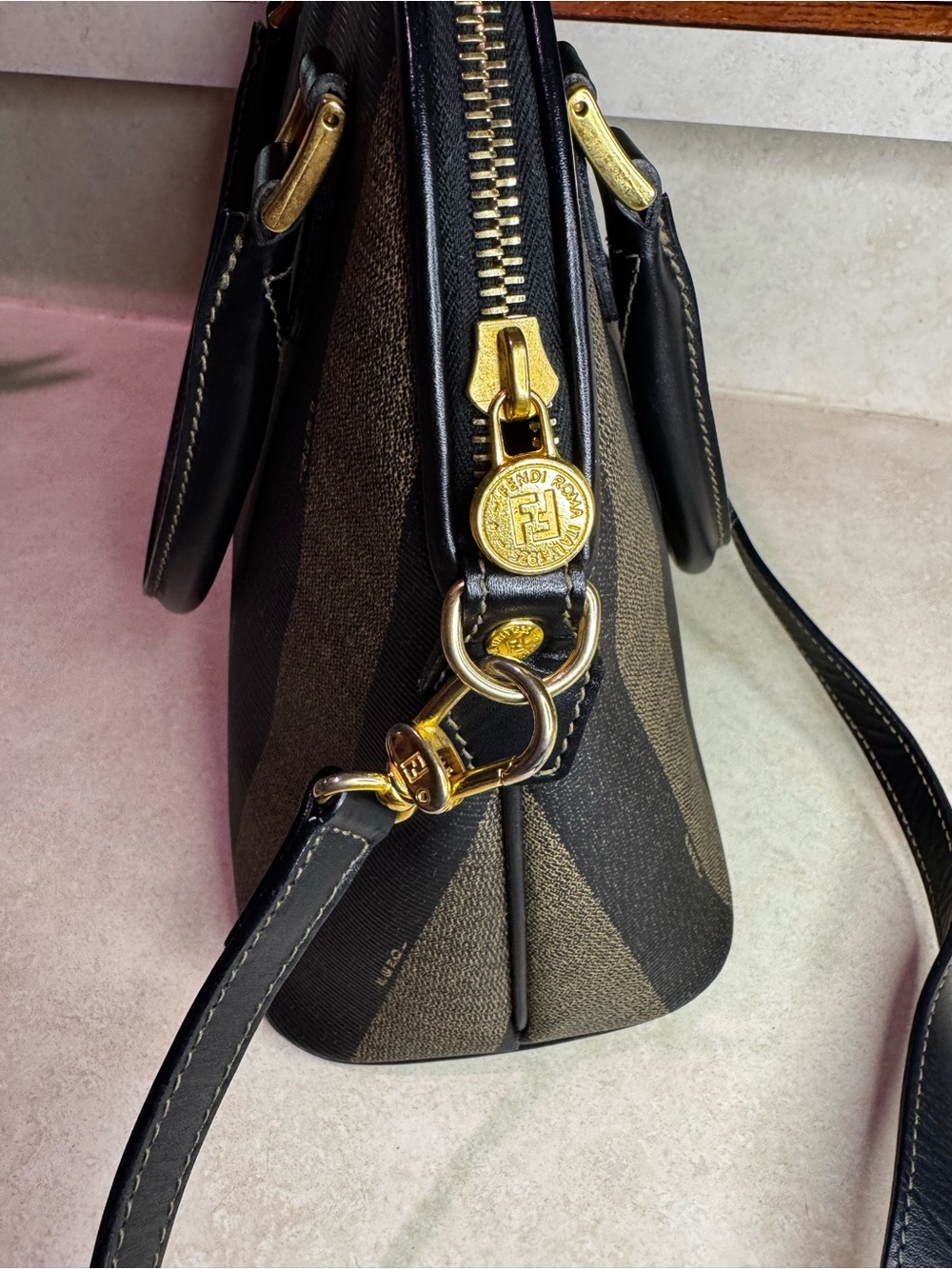 Authentic Vtg Fendi Pequin Brown Black Bold Striped Dome Satchel Pre-owned - Picture 3 of 12